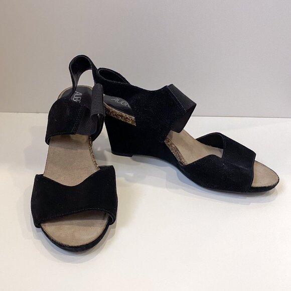 Aubrey Lynn Pennie Wedge Suede Slingback Sandal - Size 8 - Picture 5 of 13